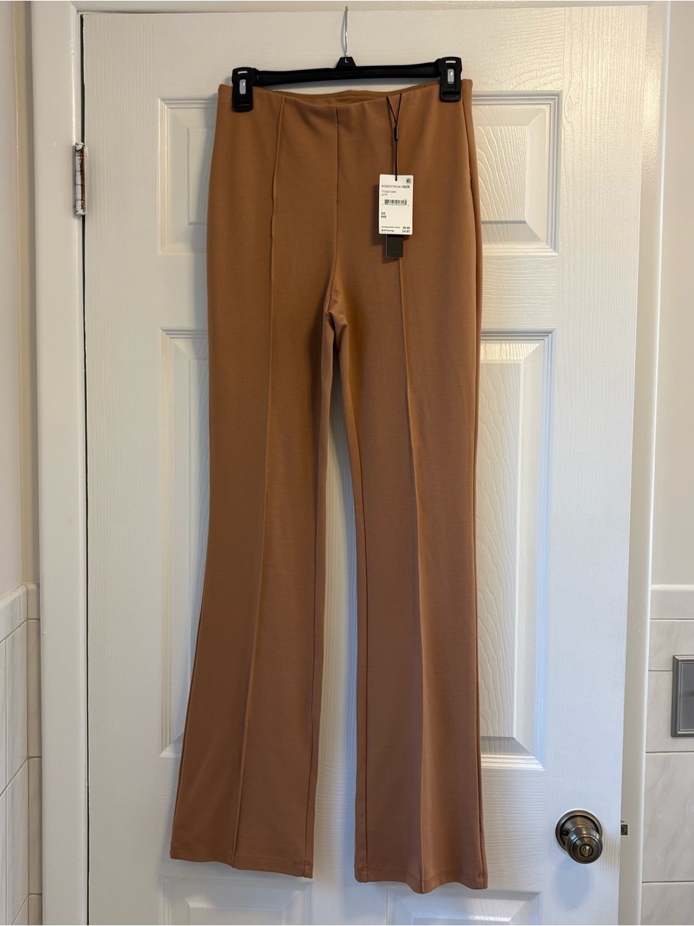 NWT Tahari Women's High-Rise Flare Pants in Camel size XS